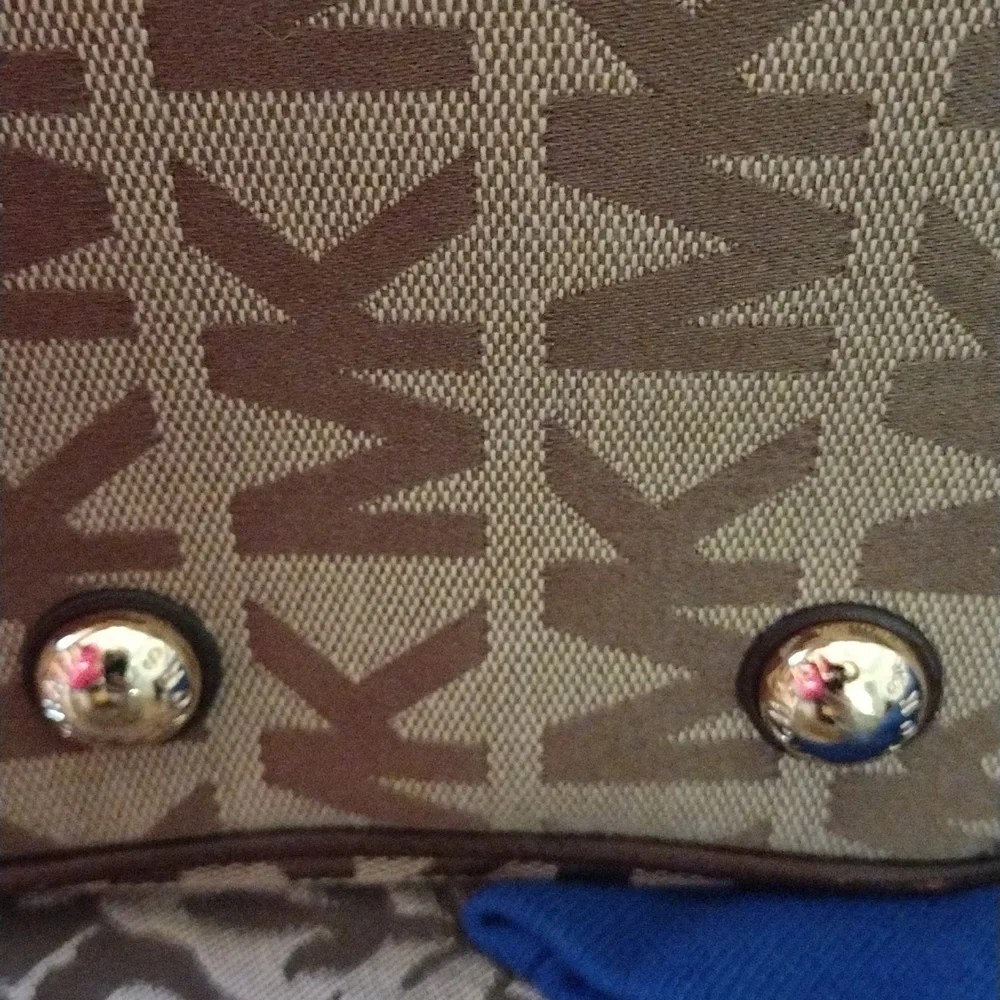 Michael Kors Bag - Picture 2 of 9